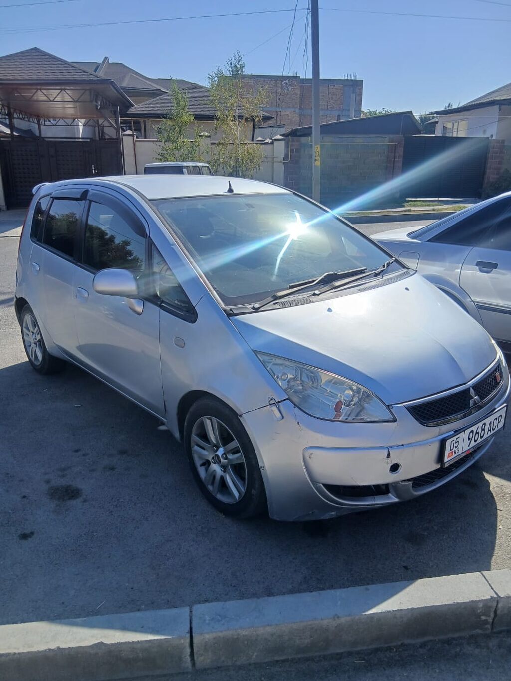 Mitsubishi Colt: 2005 г., Автомат, Бензин, Хэтчбэк: фото 1