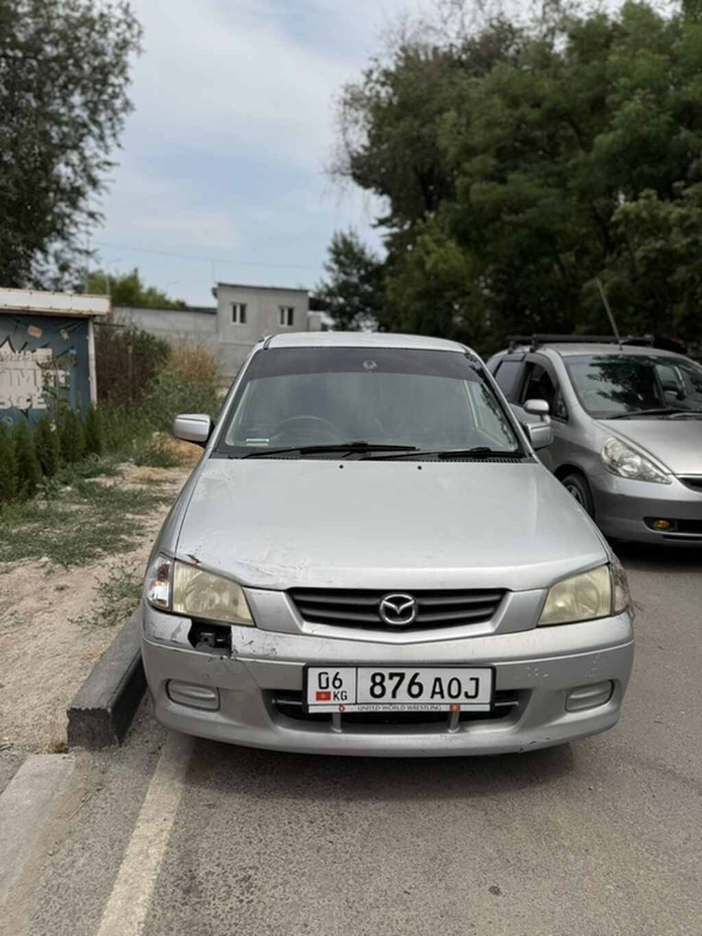 Mazda Demio: 2002 г., 1.3 л, Автомат, Бензин, Хэтчбэк — фото 2
