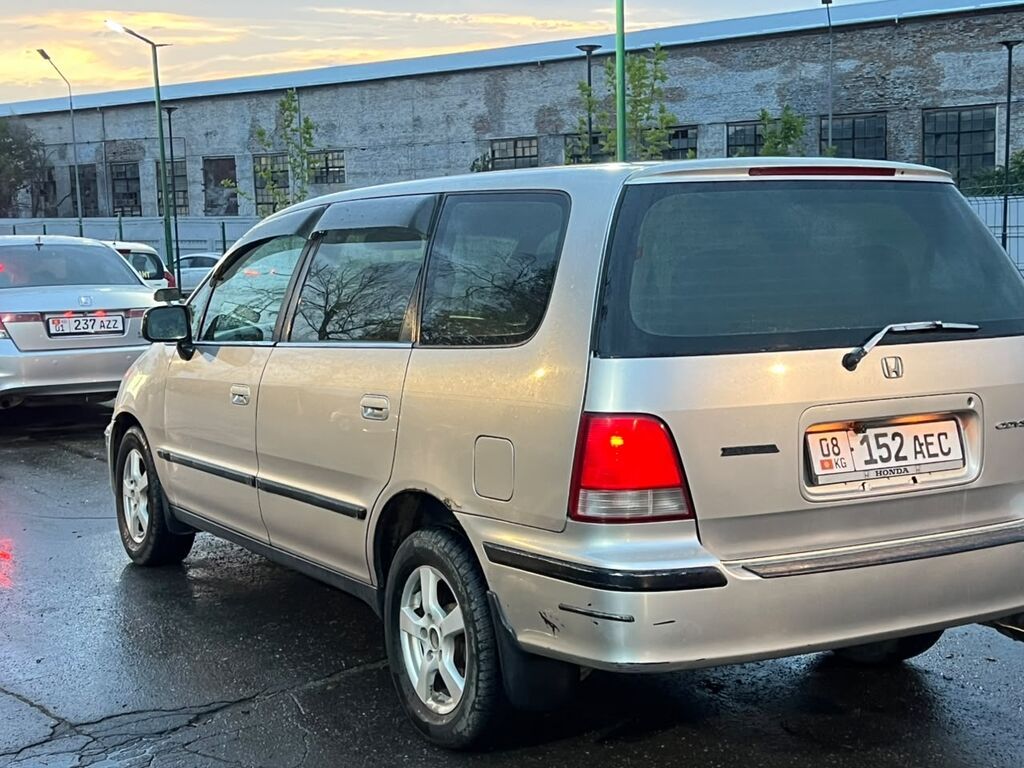 Honda Odyssey: 1998 г., 2.3 л, Автомат, Бензин, Минивэн: фото 3