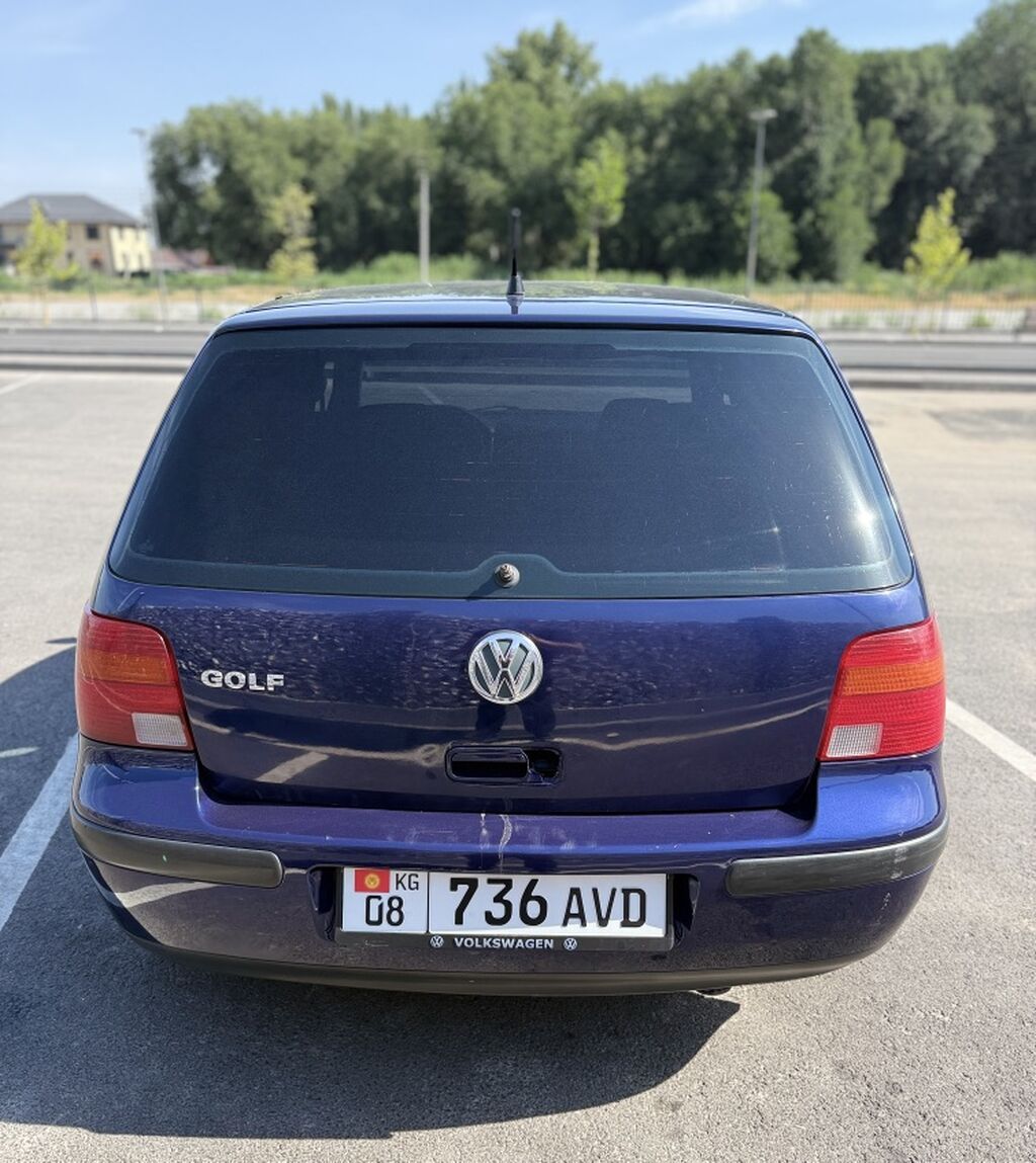 Volkswagen Golf: 2004 г., 1.6 л, Автомат, Бензин, Хэтчбэк: фото 4