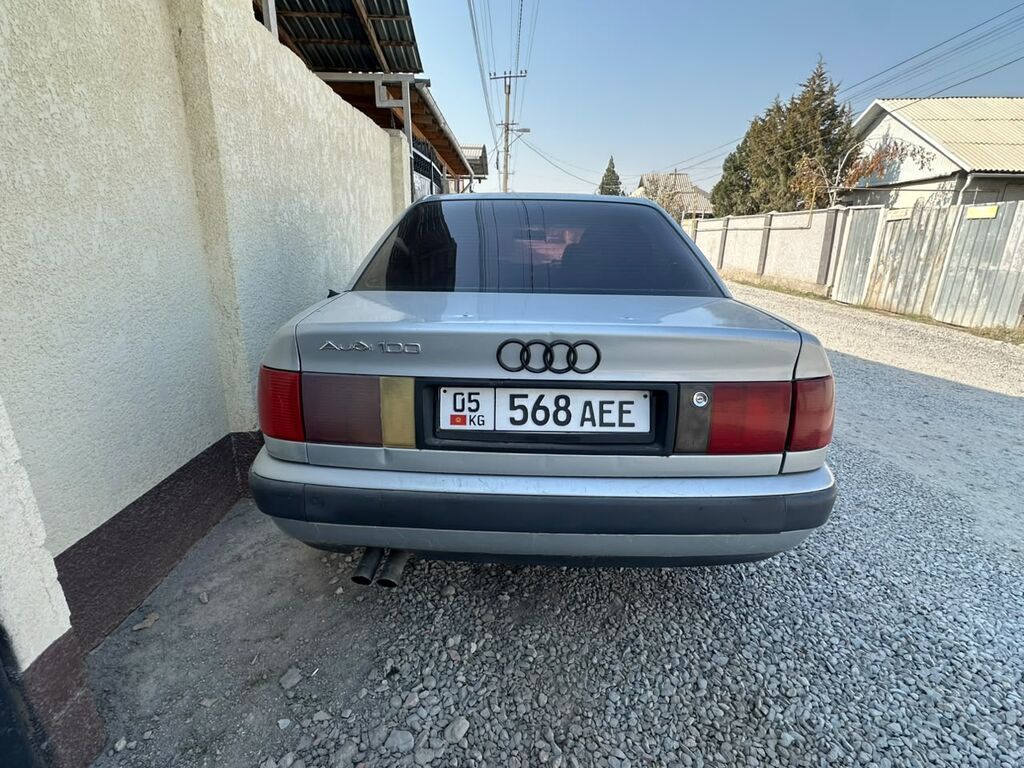 Audi 100: 1993 г., 2.6 л, Механика, Бензин, Седан: фото 6