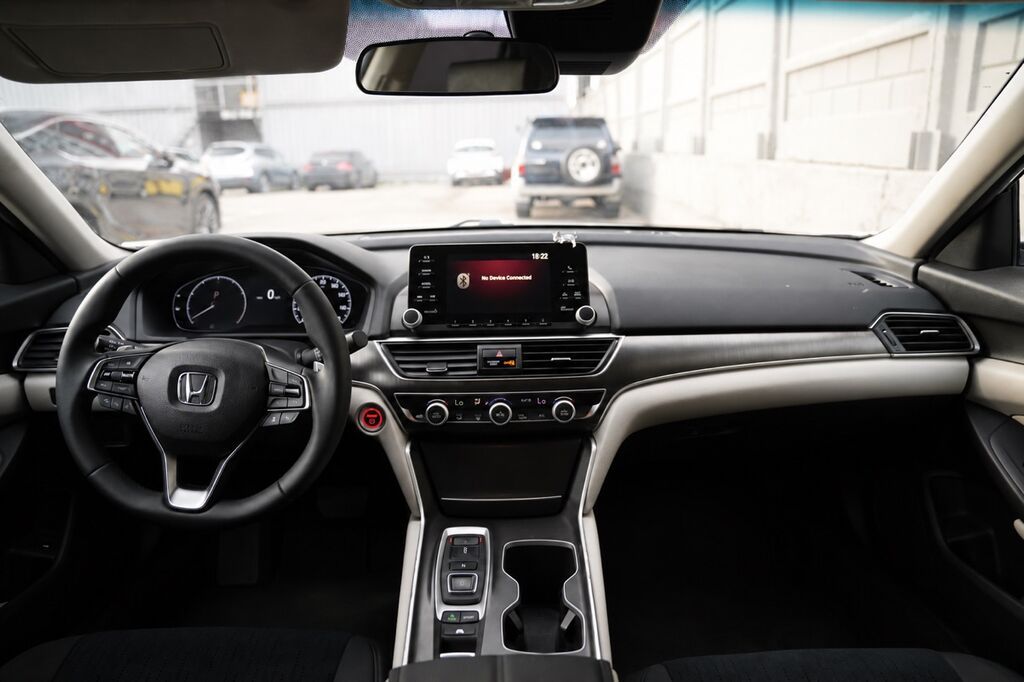 Honda Accord: 2019 г., 2 л, Автомат, Гибрид, Седан: фото 3