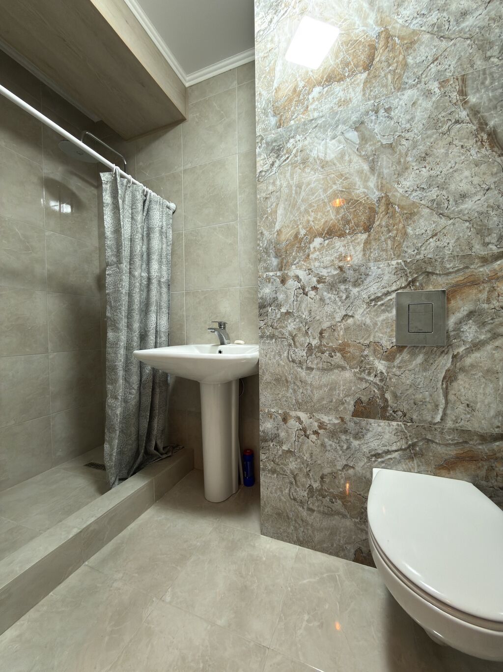 3 комнаты, 90 м², 12 мкр Элитка, 10 этаж, Евроремонт: фото 5