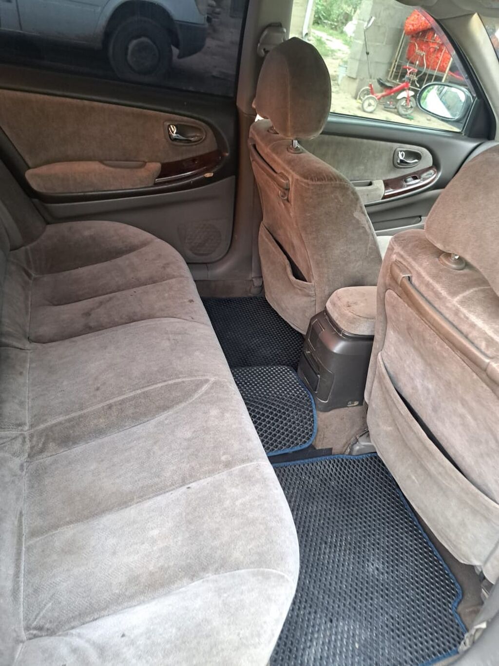 Nissan Cefiro: 2002 г., 2 л, Автомат, Бензин, Седан: фото 4