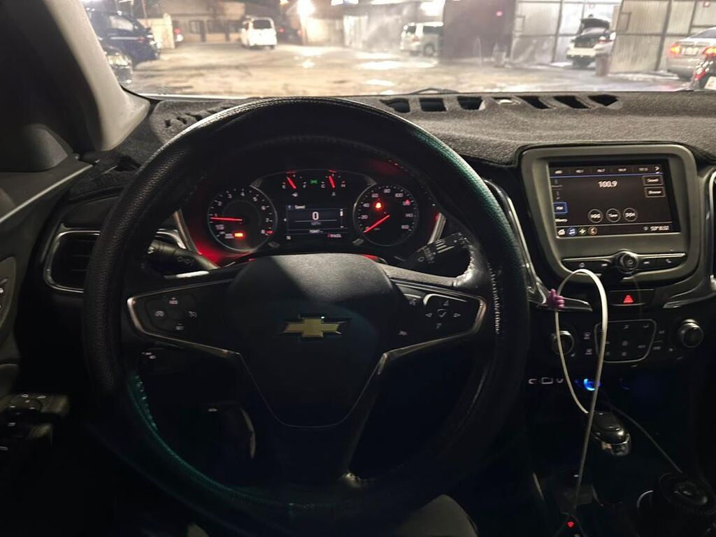 Chevrolet Equinox: 2018 г., 1.5 л, Автомат, Бензин, Кроссовер: фото 7