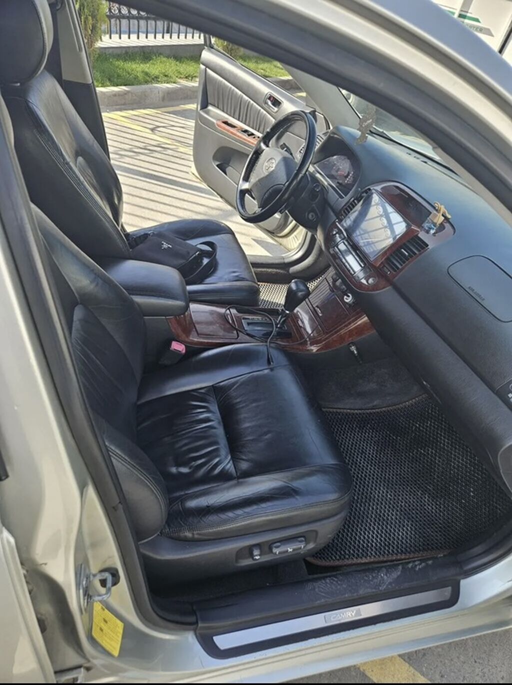 Toyota Camry: 2004 г., 2.4 л, Автомат, Бензин, Седан: фото 5