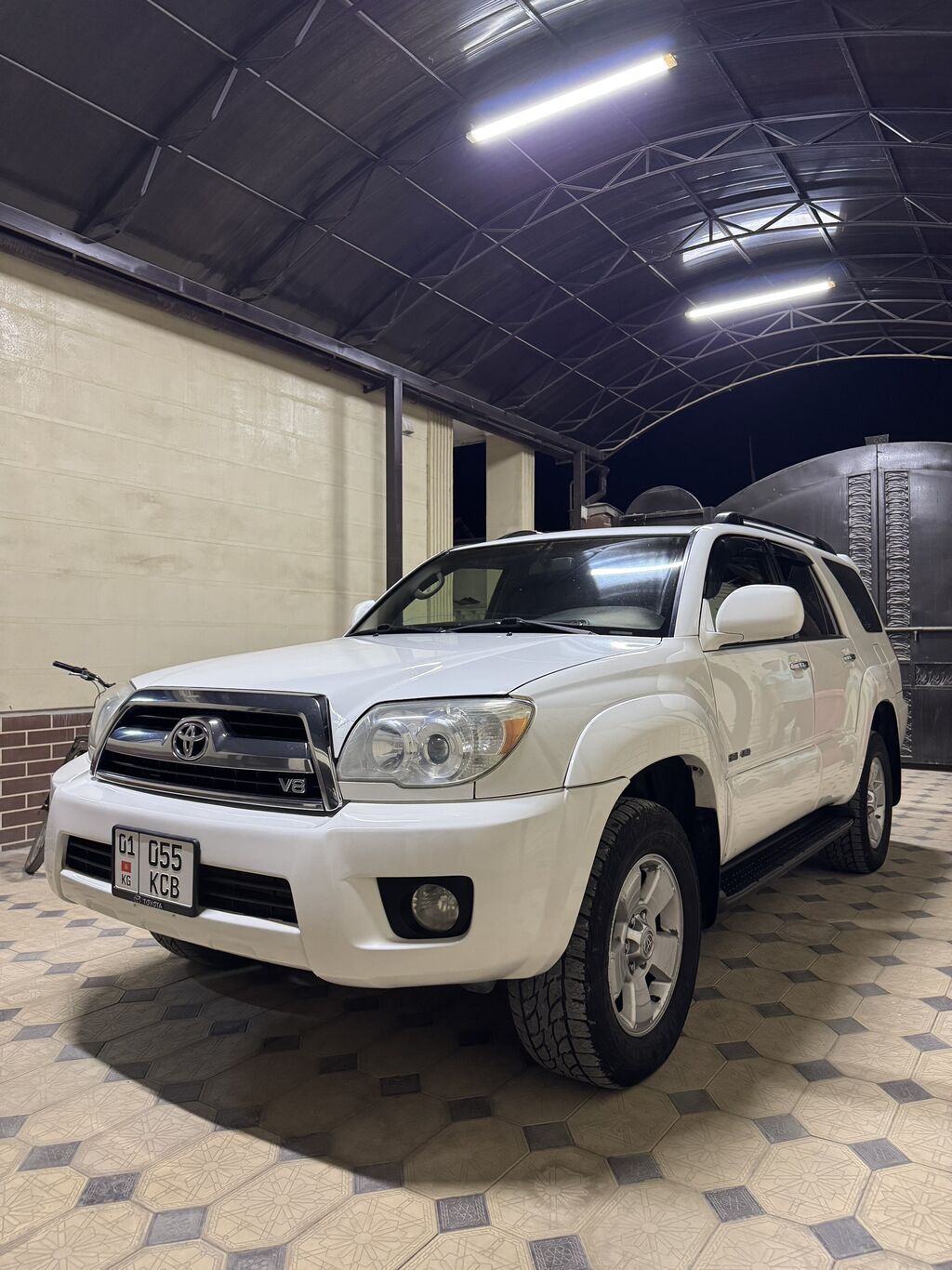 Toyota 4Runner: 2007 г., 4.7 л, Автомат, Газ, Внедорожник: фото 2