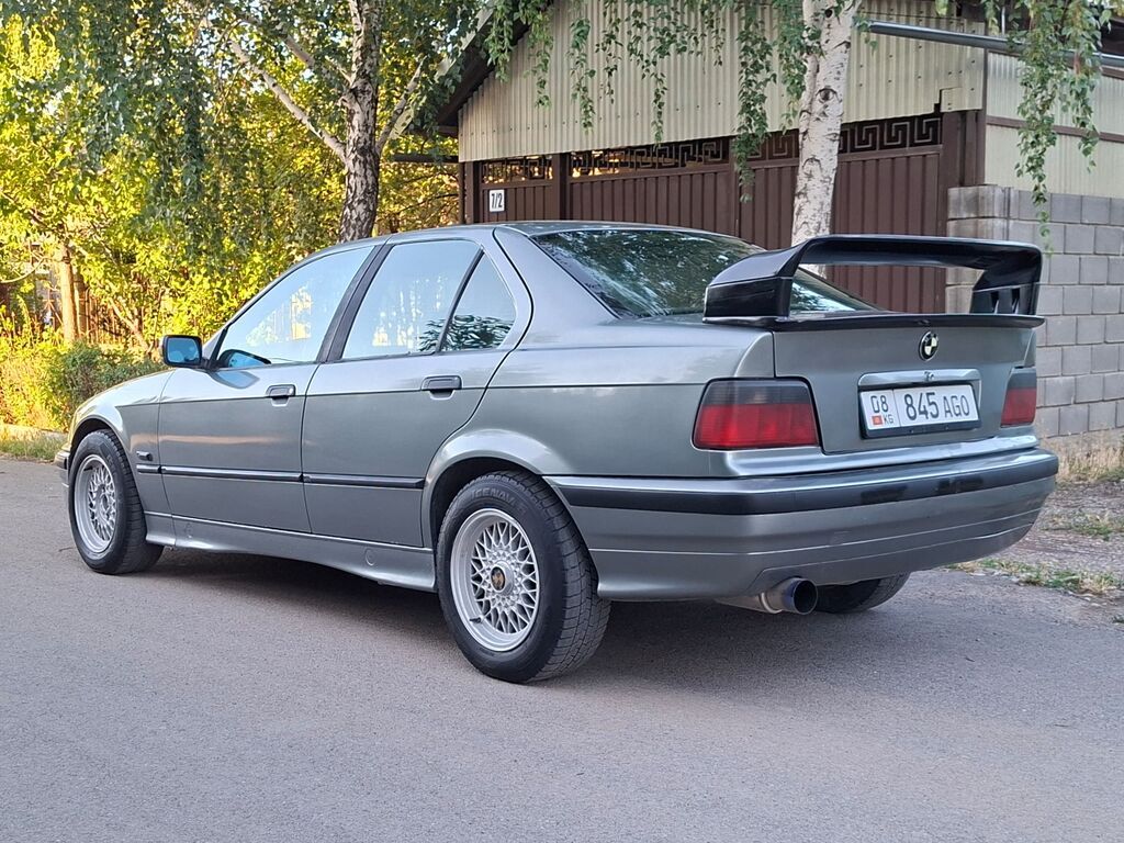 BMW 3 series: 1993 г., 2 л, Автомат, Бензин, Седан: фото 4