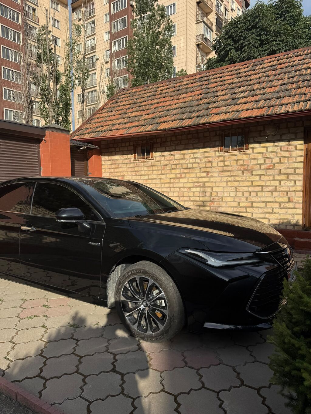 Toyota Avalon: 2022 г., 2.5 л, Автомат, Гибрид, Седан: фото 6