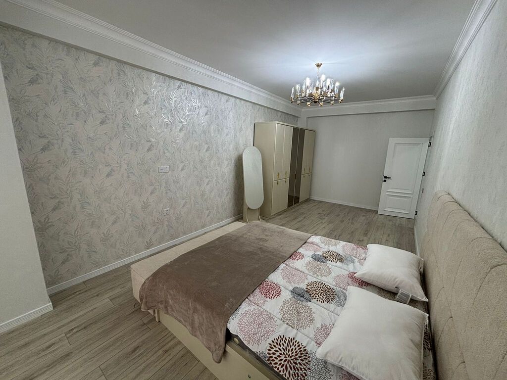 3 otaqlı, 151 kv. m