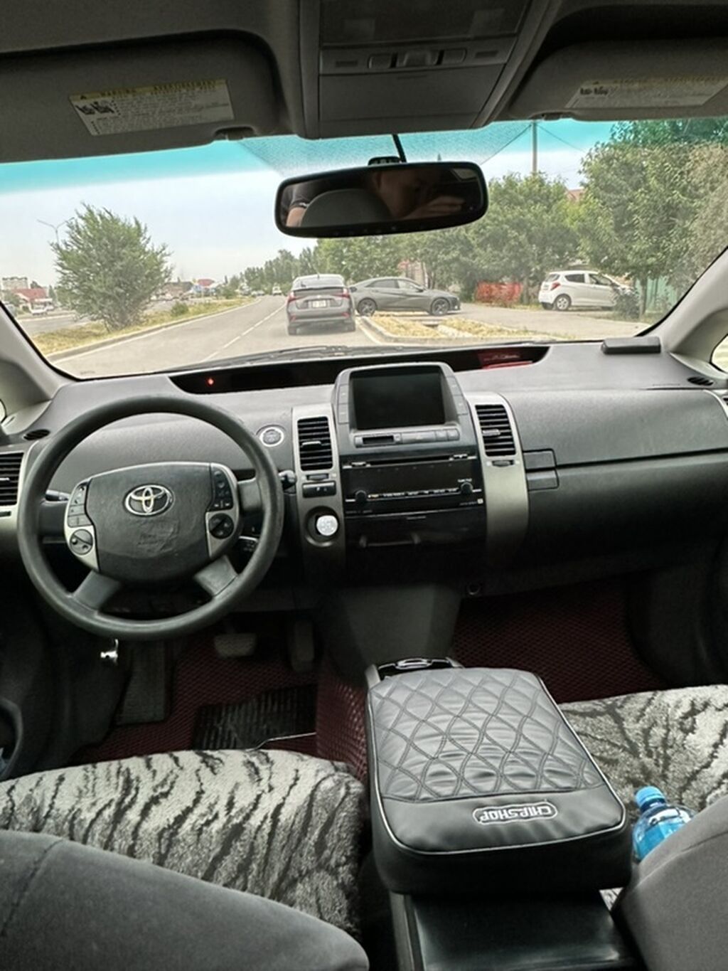 Toyota Prius: 2007 г., 1.5 л, Вариатор, Гибрид, Хэтчбэк: фото 4
