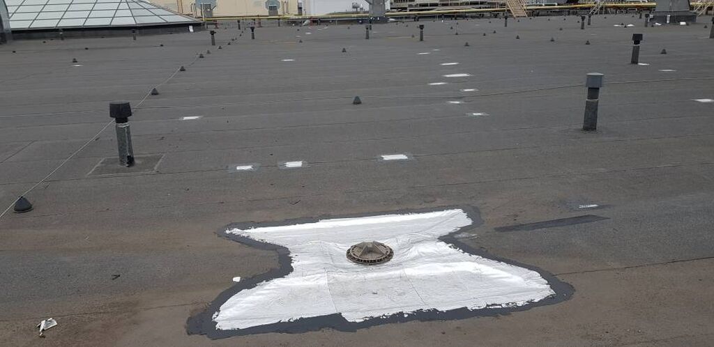 Ремонт наплавляемой кровли. Наша компания производит: Договорная ᐈ ...