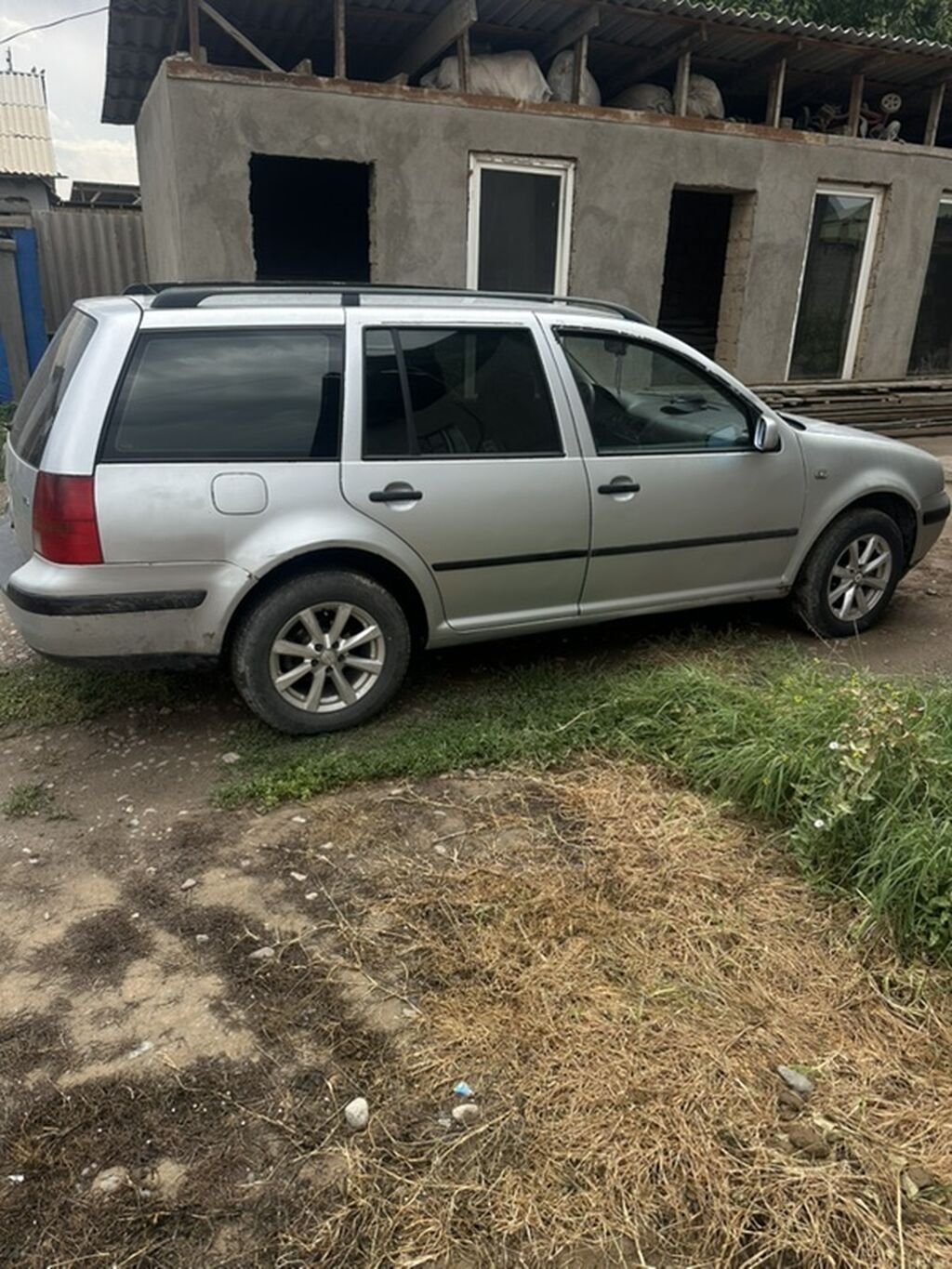 Volkswagen Golf Variant: 2002 г., 1.6 л, Автомат, Бензин, Универсал: фото 2