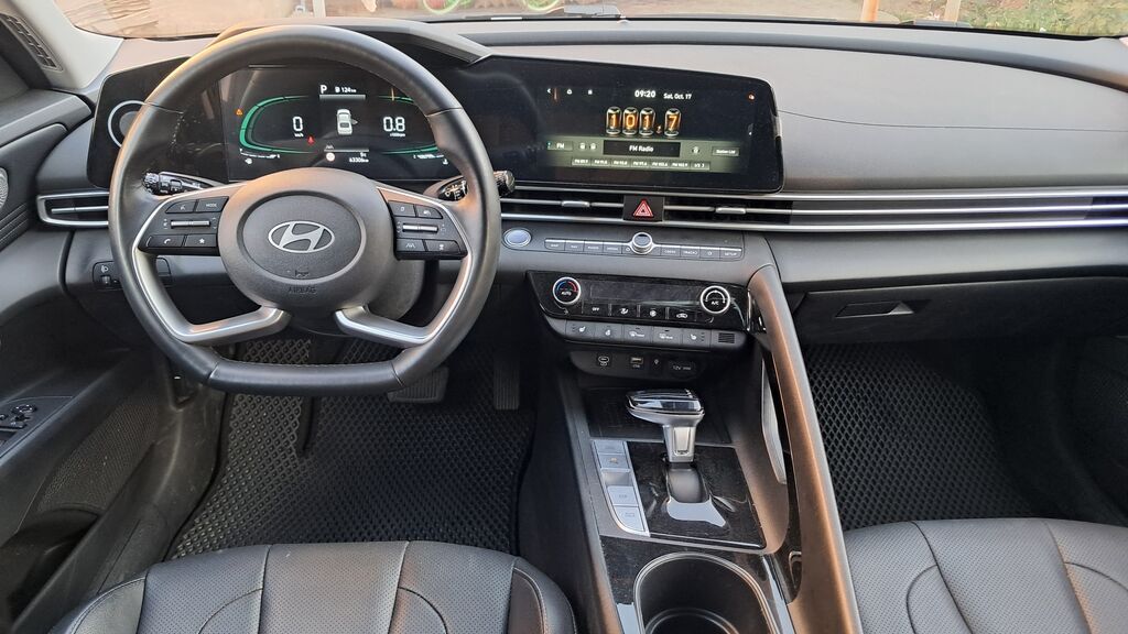 Hyundai Elantra: 2024 г., 1.5 л, Вариатор, Бензин, Седан: фото 4