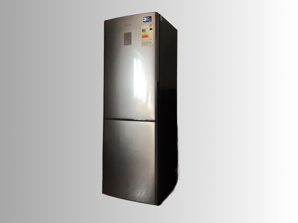 Продается холодильник в отличном состоянии! Модель: 22000 KGS ...