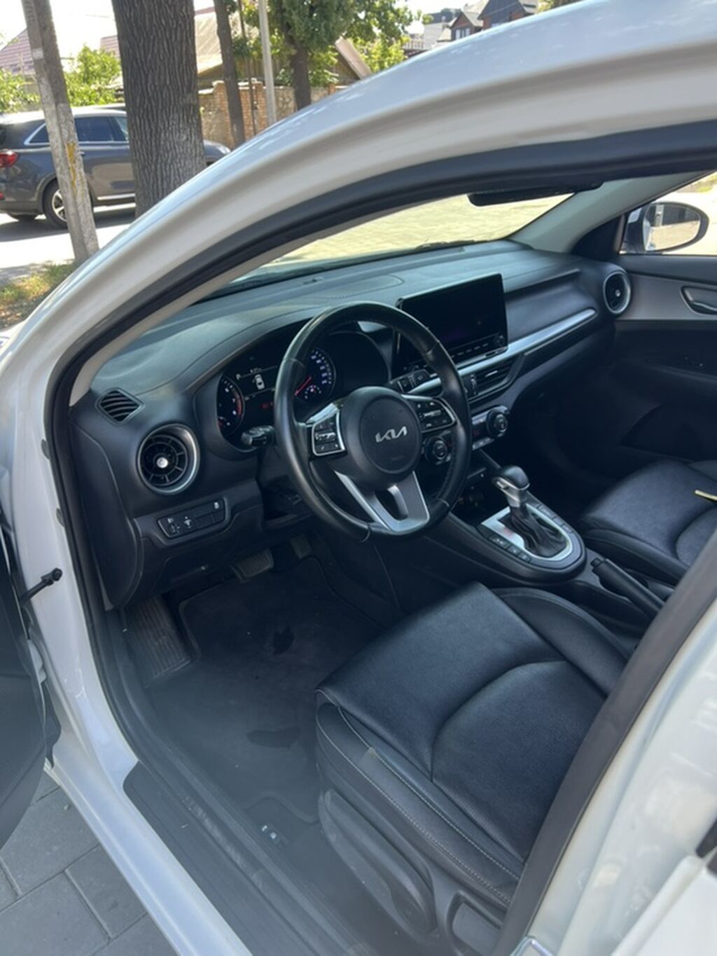 Kia K3: 2021 г., 1.6 л, Автомат, Бензин, Седан — фото 4