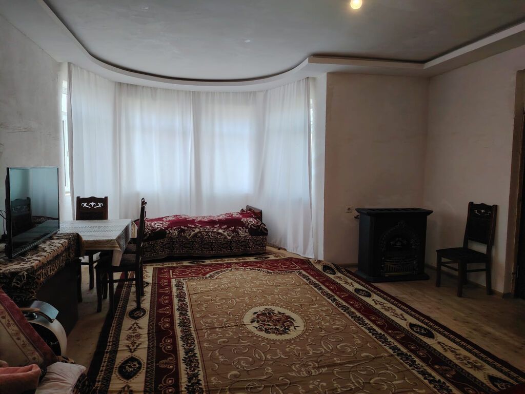6 otaqlı, 200 kv. m, Kredit yoxdur, Orta təmir
