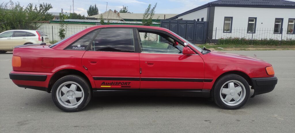 Audi 100: 1993 г., 2 л, Механика, Бензин, Седан: фото 6
