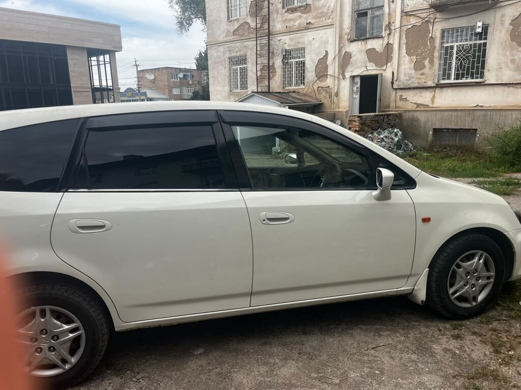Honda Stream: 2002 г., 1.7 л, Автомат, Бензин, Минивэн: фото 3