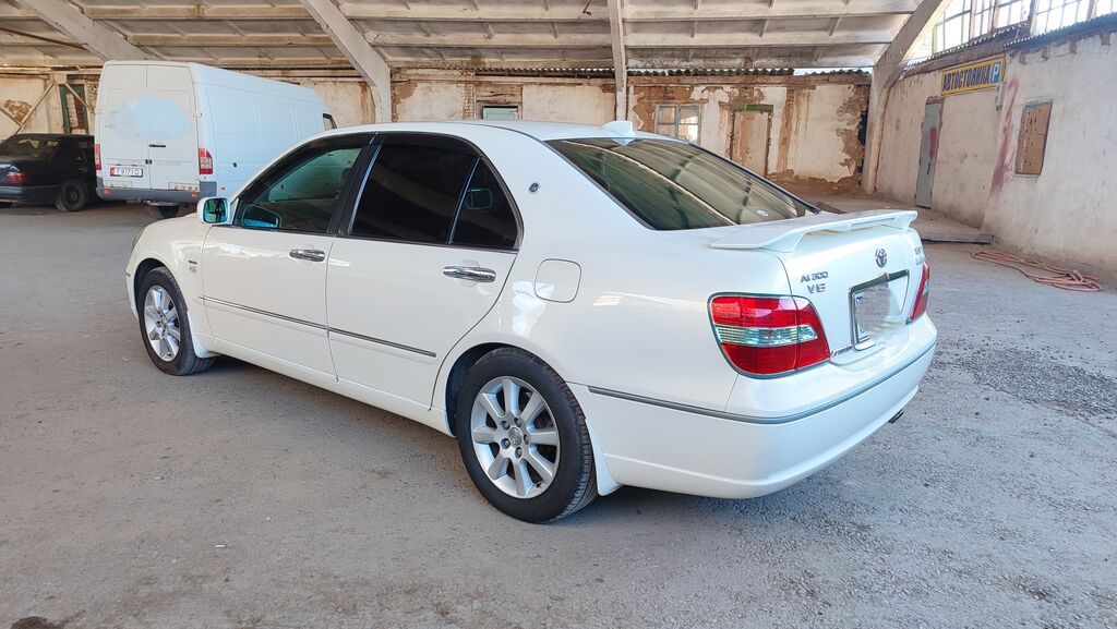 Toyota Brevis: 2003 г., 3 л, Автомат, Бензин, Седан: фото 5