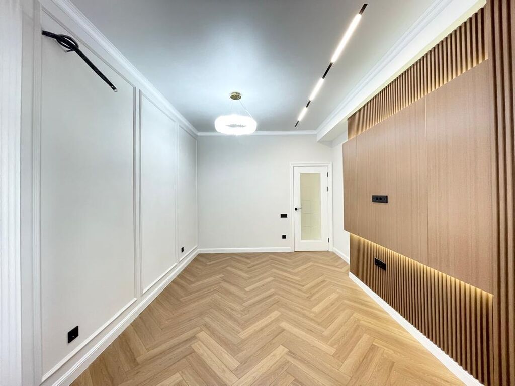 Продам 1-комнатную квартиру, 42 м², Бишкек Парк: фото 1