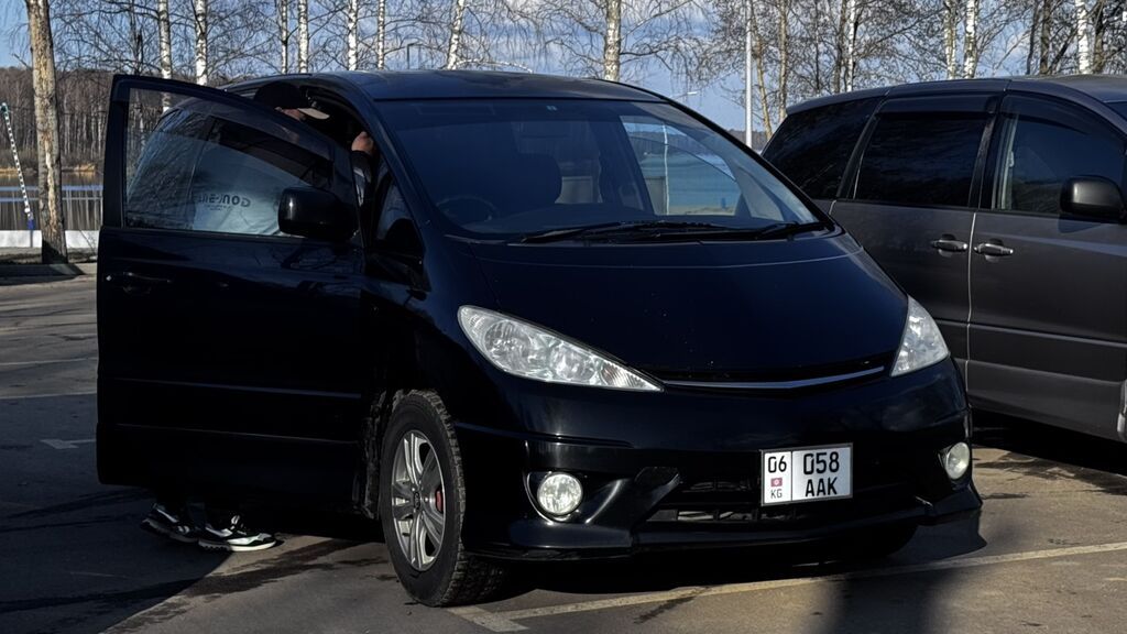 Toyota Estima: 2003 г., 2.4 л, Автомат, Бензин, Минивэн: фото 1