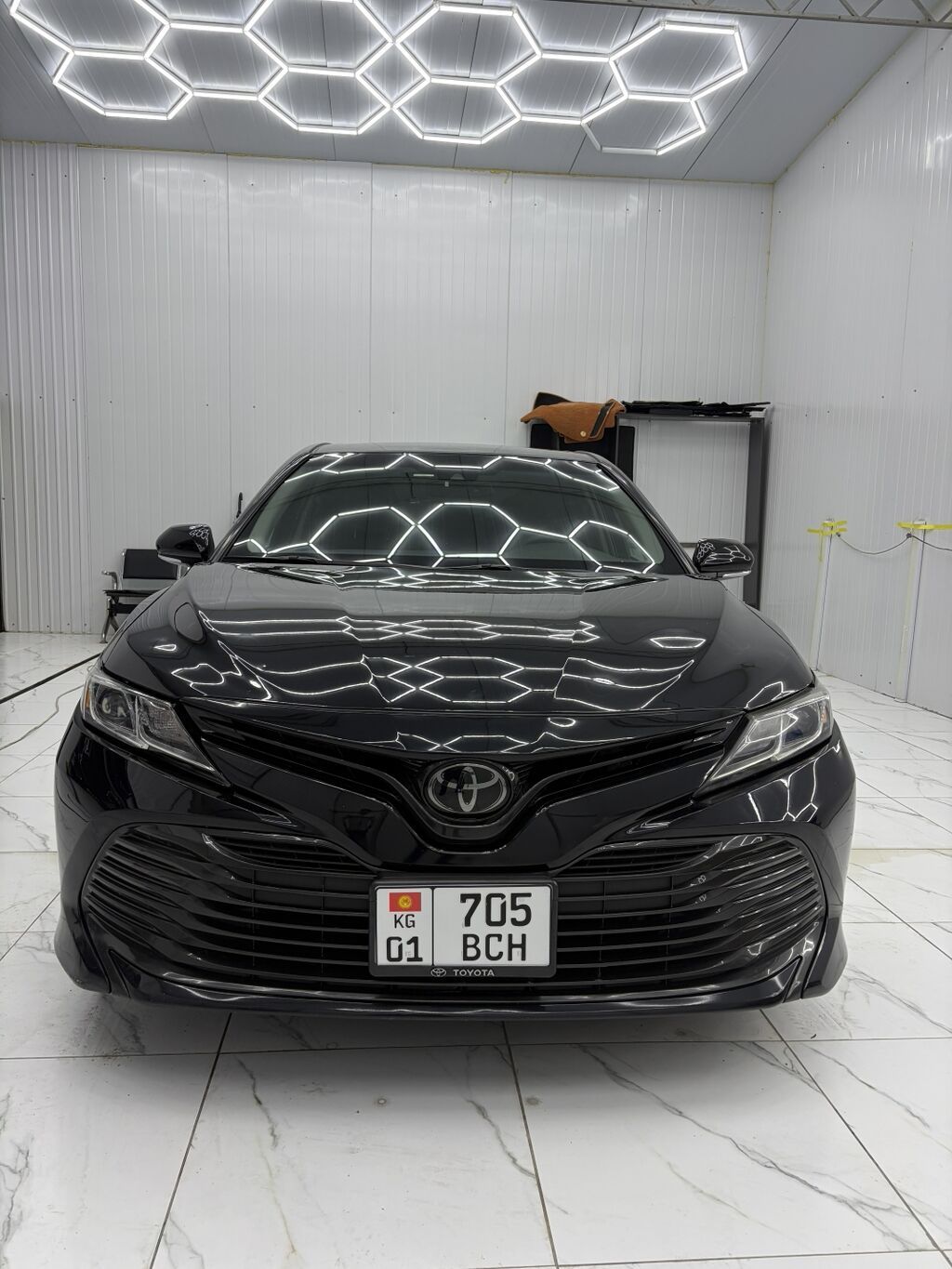 Toyota Camry: 2018 г., 2.5 л, Автомат, Бензин, Седан: фото 2