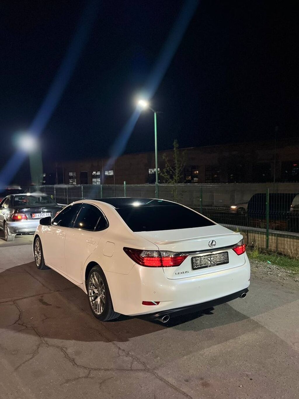 Lexus ES: 2014 г., 2.5 л, Автомат, Бензин, Седан: фото 3
