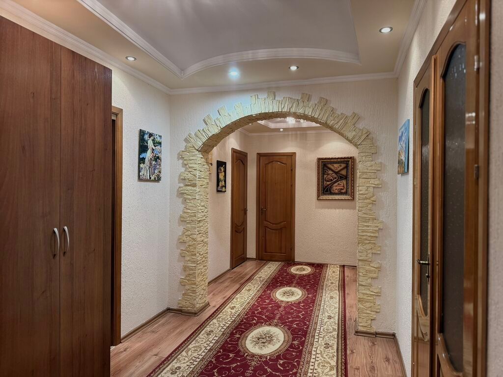 Продам 4-комнатную квартиру 160 м² в кирпичном доме: фото 3