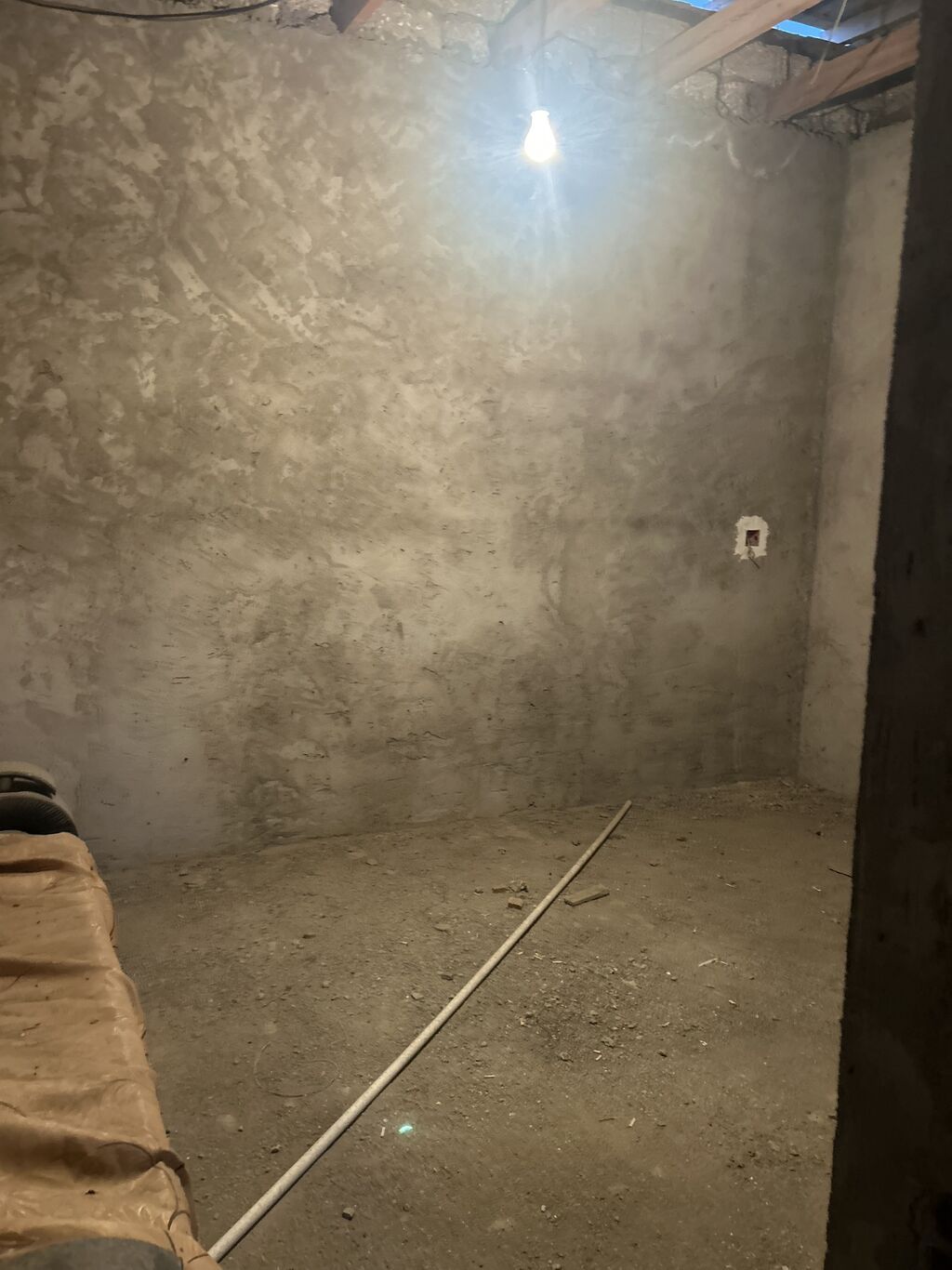Hövsan qəs. 3 otaqlı, 80 kv. m, Kredit yoxdur, Təmirsiz