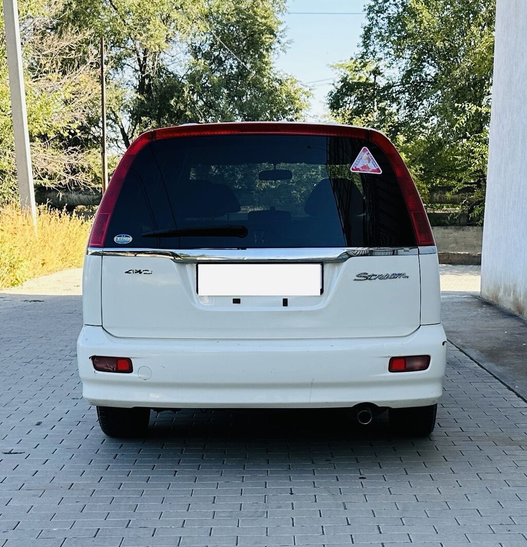 Honda Stream: 2002 г., 2 л, Автомат, Бензин, Минивэн: фото 5