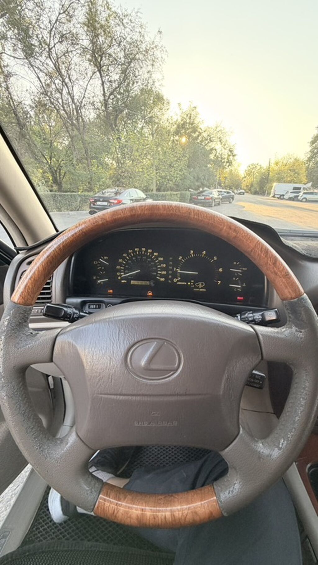 Lexus LX: 2000 г., 4.7 л, Автомат, Бензин, Внедорожник: фото 7
