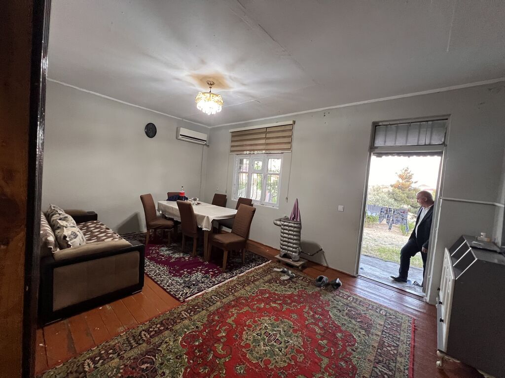Binəqədi qəs. 3 otaqlı, 90 kv. m