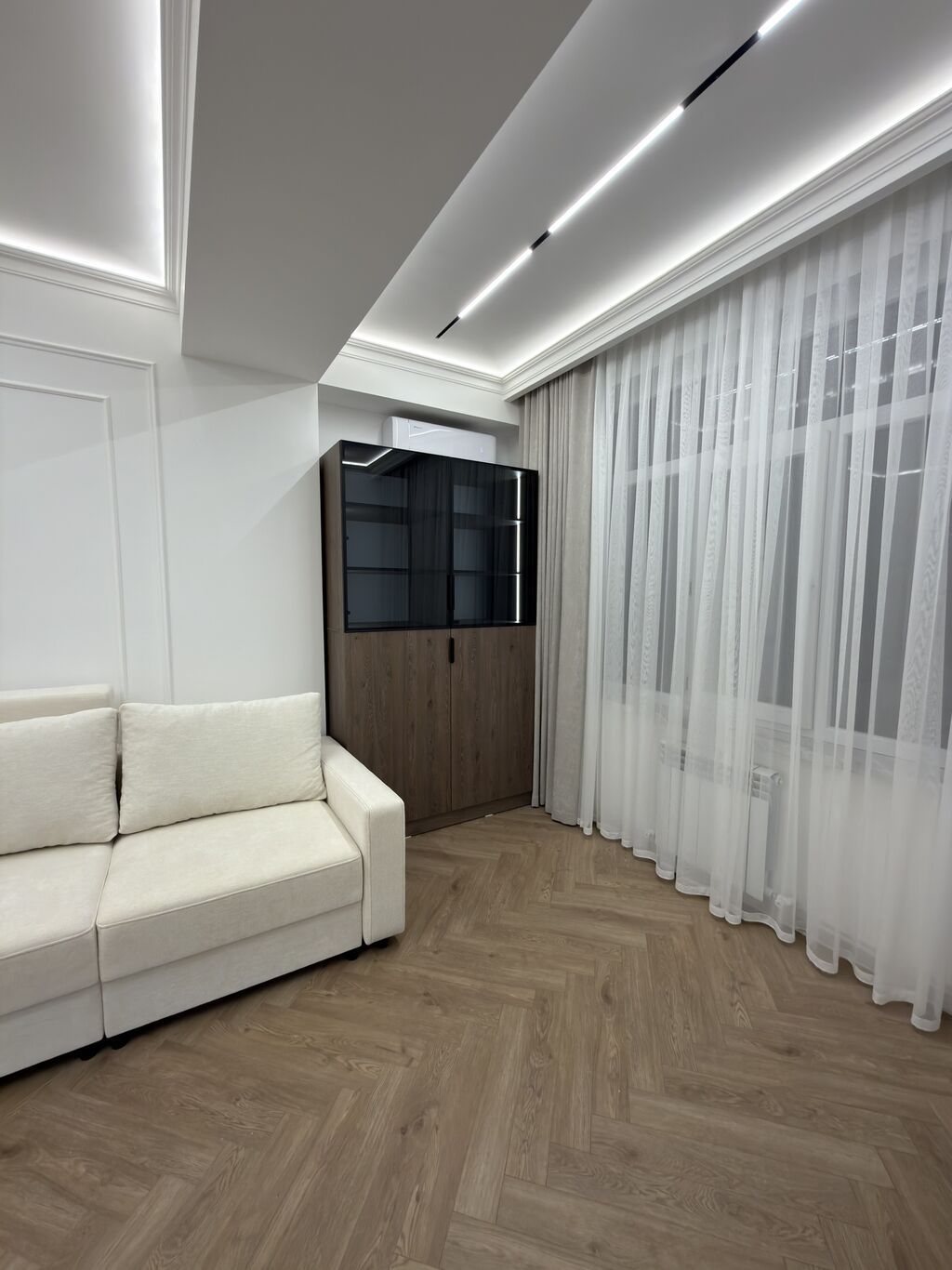 1 комната, 52 м², Индивидуалка, 4 этаж, Дизайнерский ремонт: фото 4