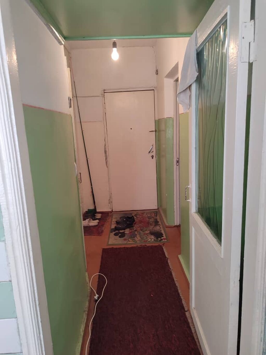 1 комната, 28 м², Индивидуалка, 1 этаж, Старый ремонт: фото 4