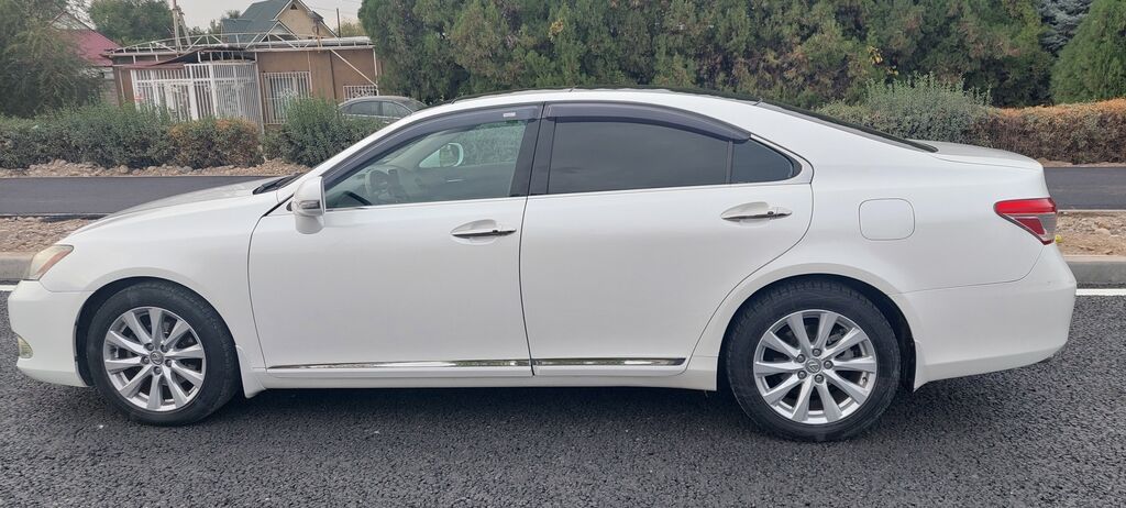 Lexus ES: 2010 г., 3.5 л, Автомат, Бензин, Седан: фото 3