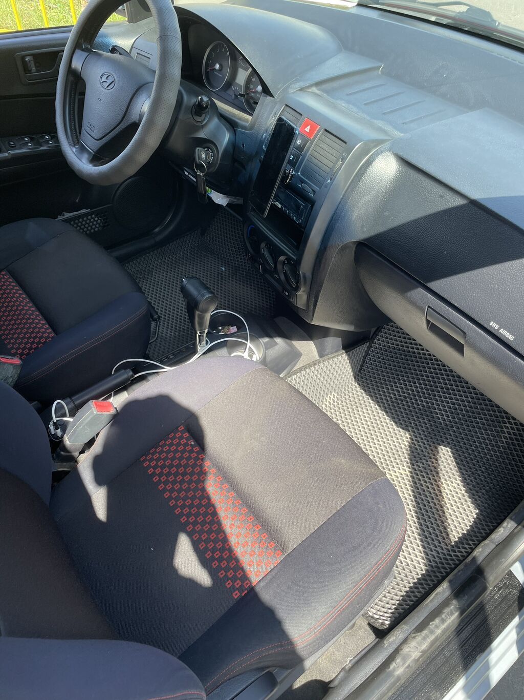 Hyundai Getz: 2005 г., 1.4 л, Автомат, Бензин, Хэтчбэк: фото 8