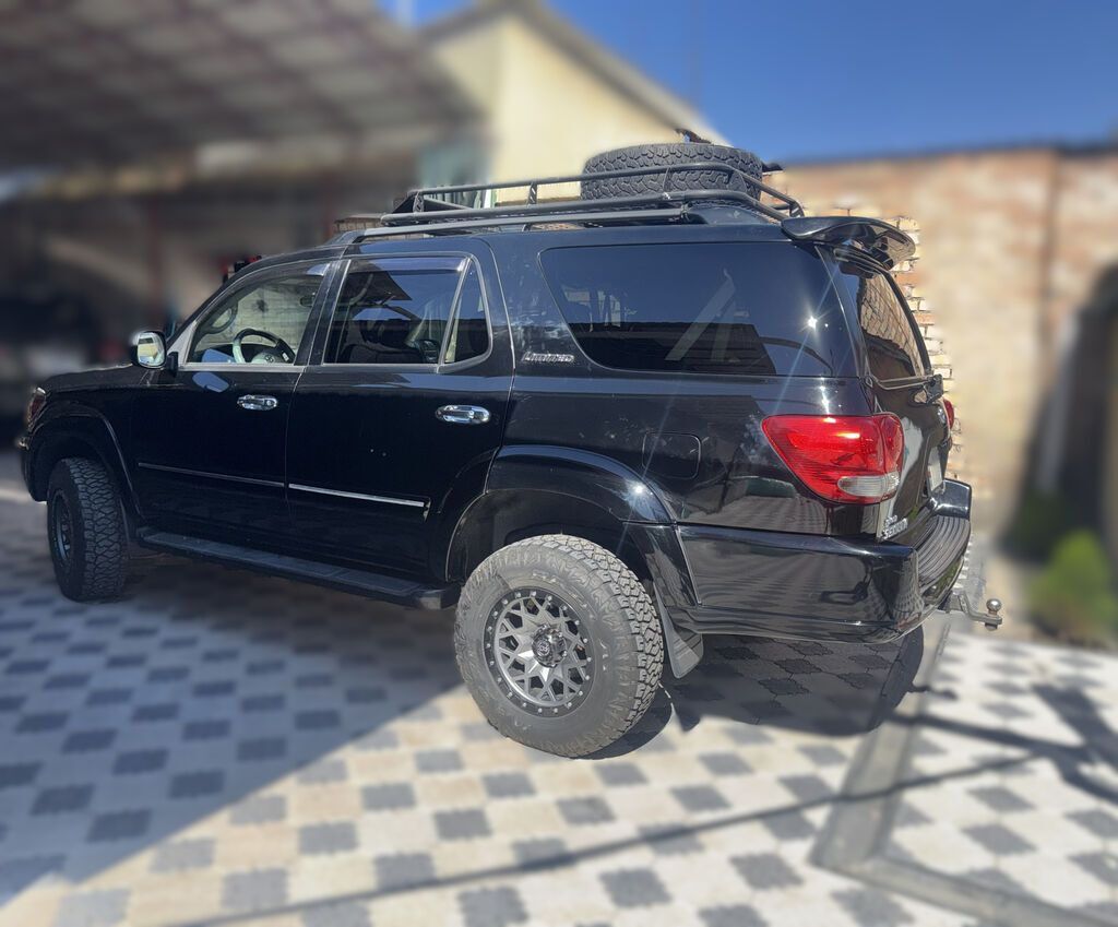 Toyota Sequoia: 2005 г., 4.7 л, Автомат, Газ, Внедорожник — фото 8