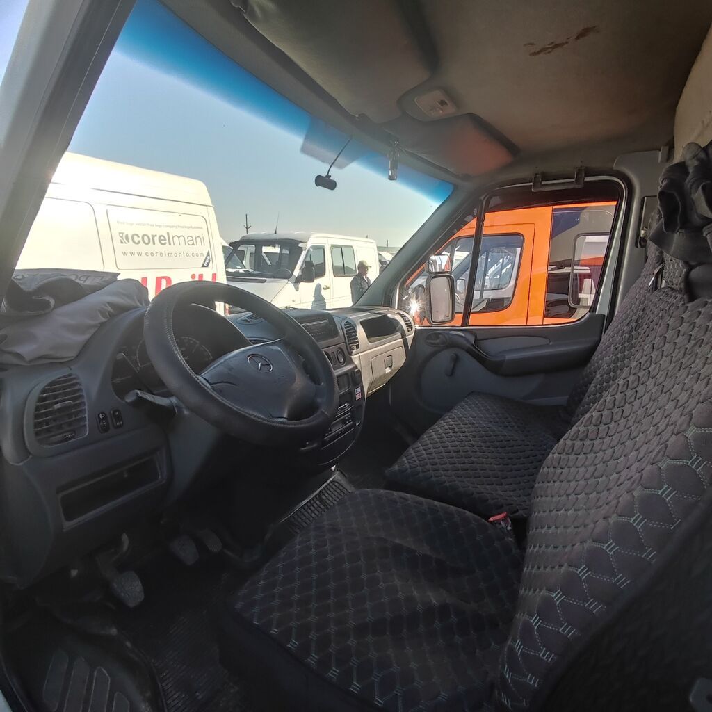 Грузовой фургон Mercedes-Benz Sprinter с изотермическим/фургонным: фото 3