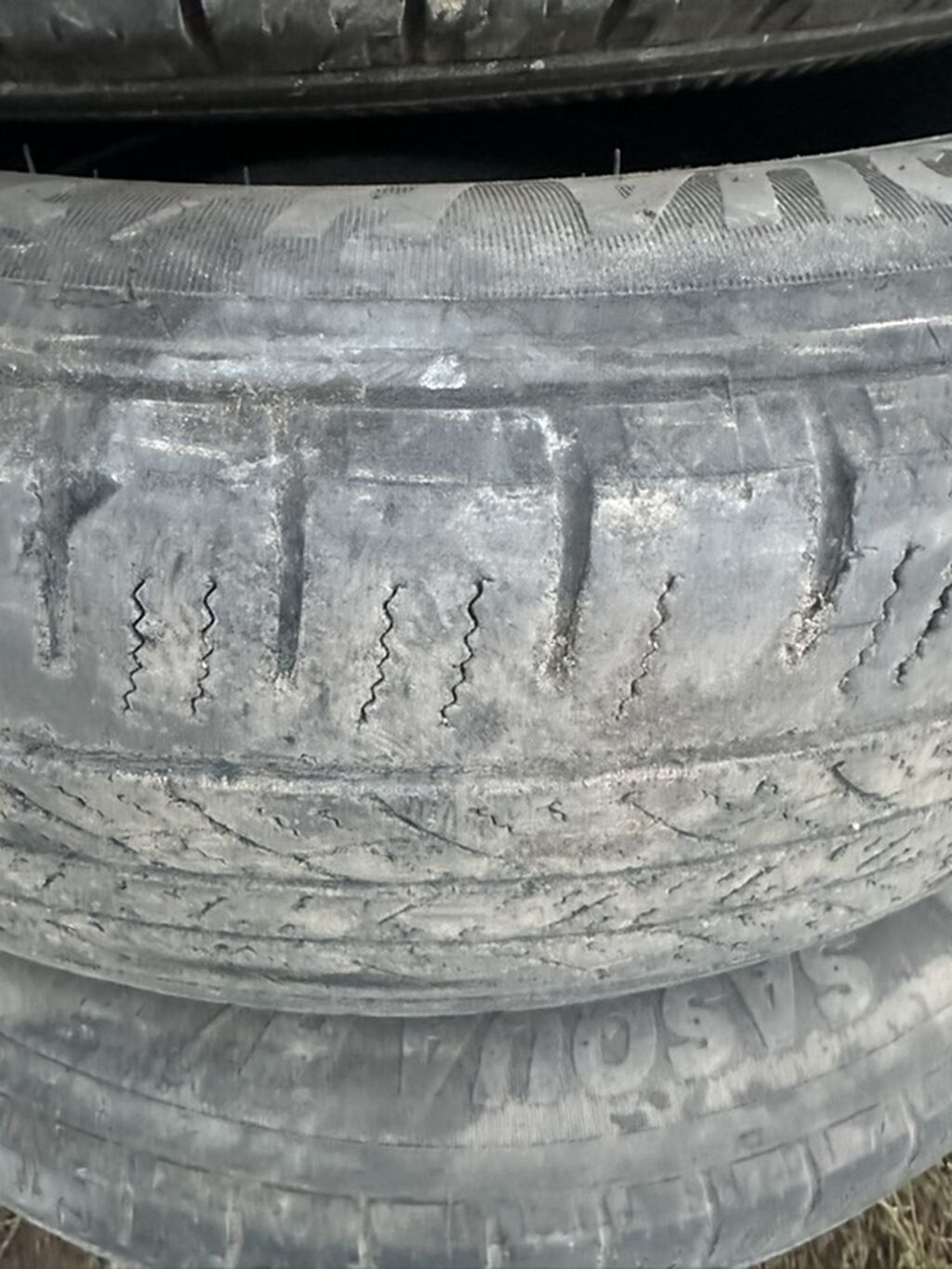 Комплект из 4 автомобильных шин R235/60 R18. Характеристики: -: фото 3