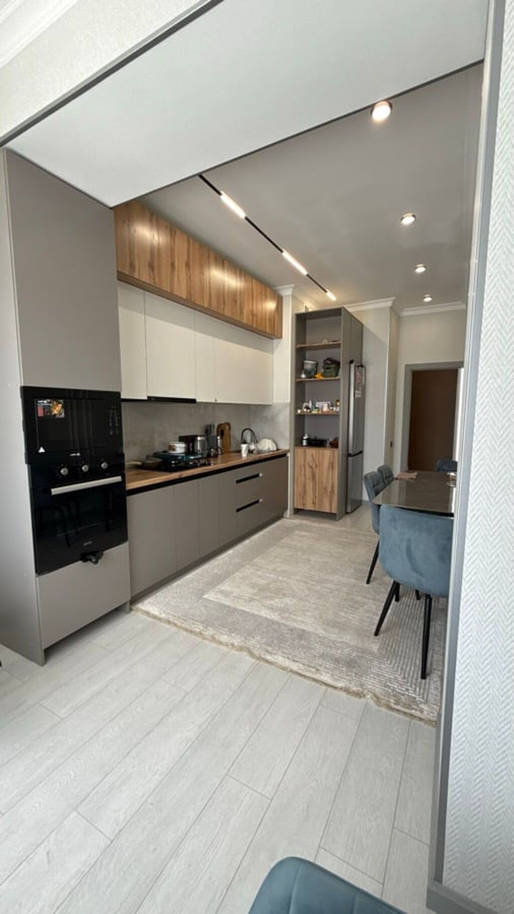 3 комнаты, 88 м², АЮ Гранд Элитка, 8 этаж, Евроремонт: фото 1