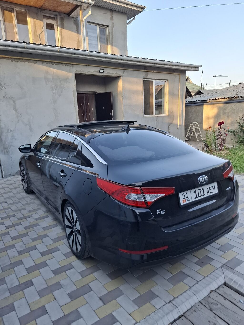 Kia K5: 2012 г., 2 л, Автомат, Бензин, Седан: фото 4