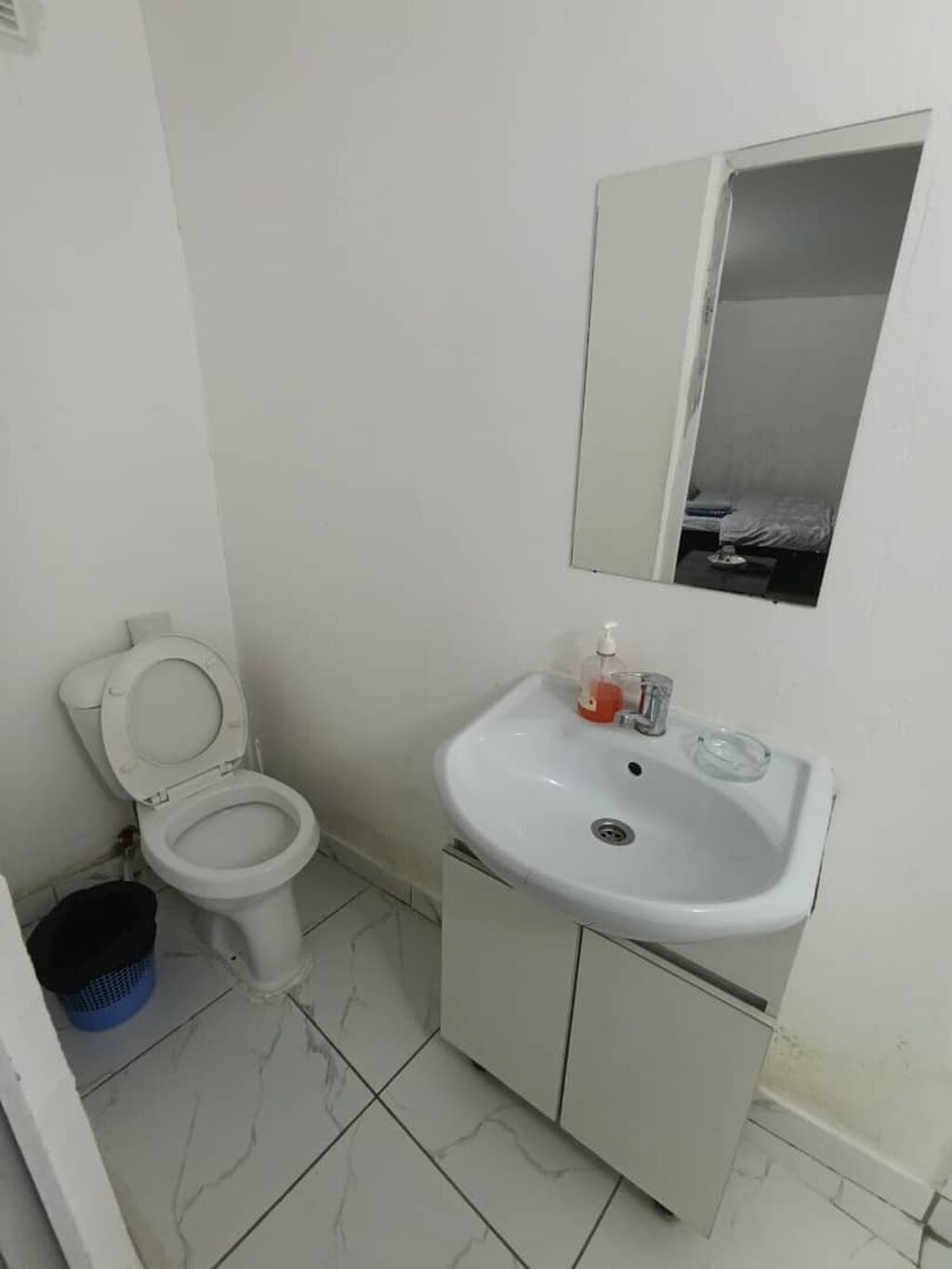 1 комната, Рабочий Городок, Душевая кабина, Постельное белье, Кондиционер, фото 2