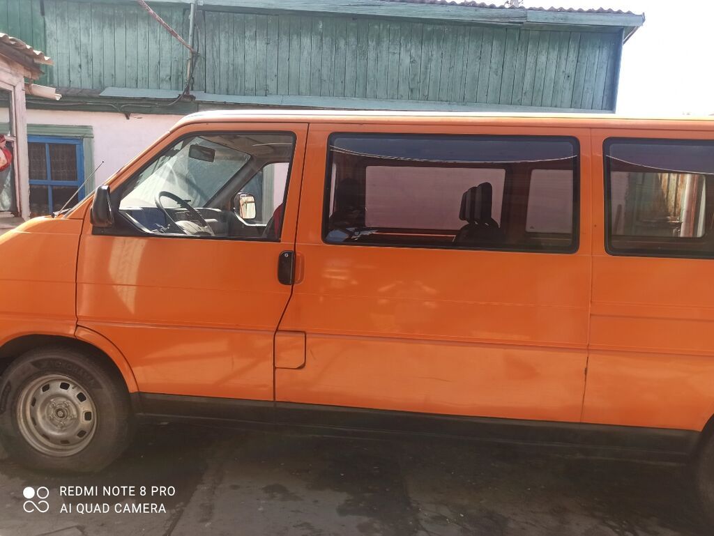 Volkswagen Transporter: 1991 г., 2.8 л, Механика, Бензин, Минивэн: фото 2