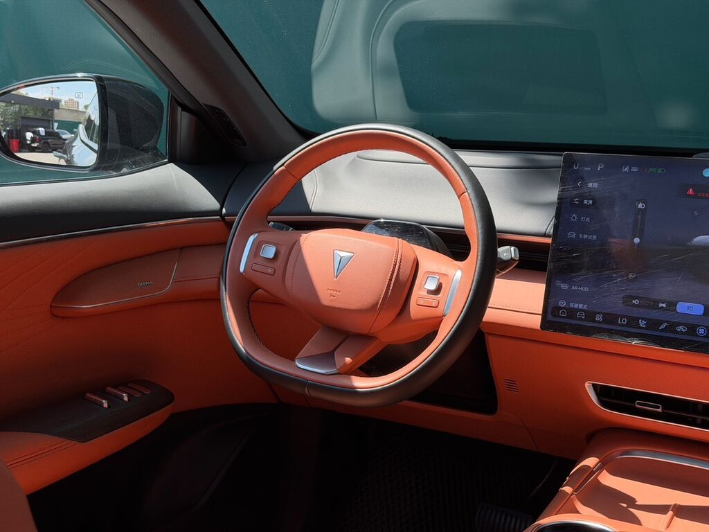 Changan : 2025 г., 1.5 л, Автомат, Электромобиль, Кроссовер: фото 6