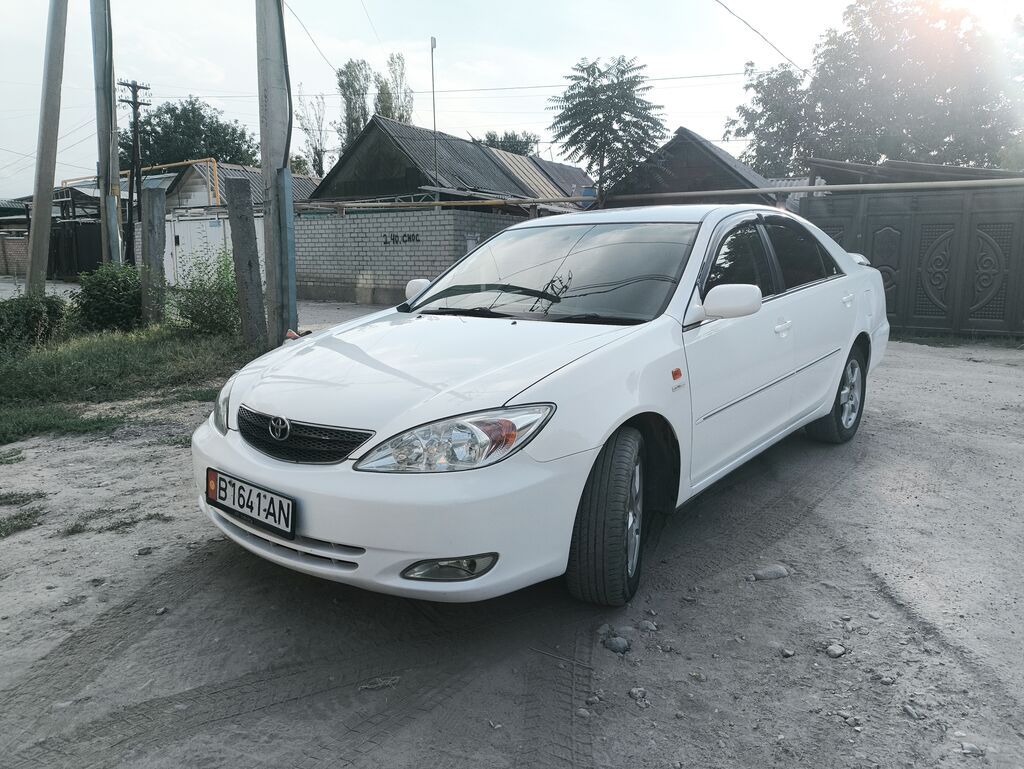 Toyota Camry: 2002 г., 2.4 л, Автомат, Бензин, Седан: фото 2