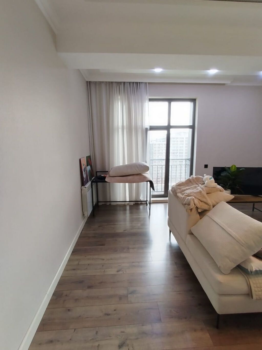 3 otaqlı, Yeni tikili, 105 kv. m