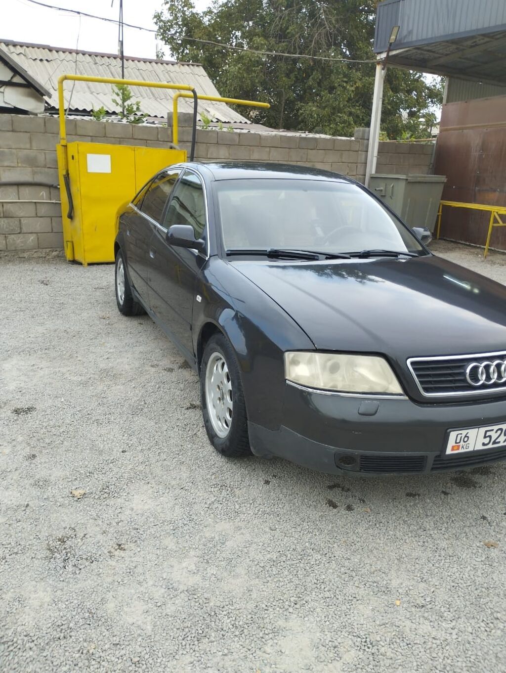 Audi A6: 2001 г., 2.4 л, Механика, Бензин, Седан: фото 1