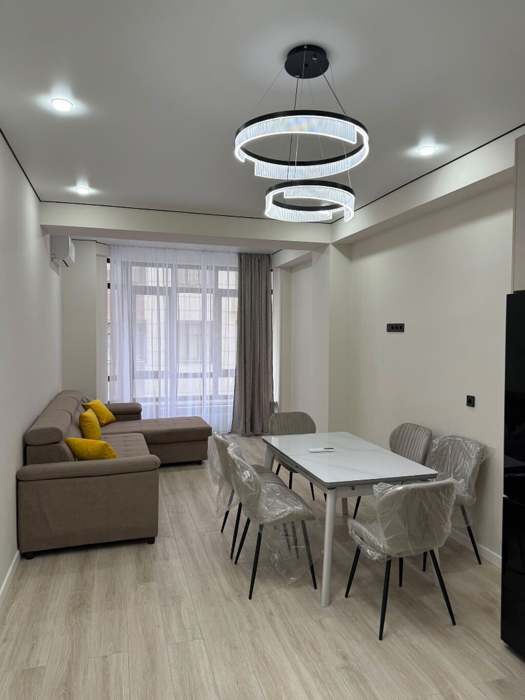 Сдам 2-комнатную квартиру, 64 м², Золотой квадрат, 5 этаж: фото 4