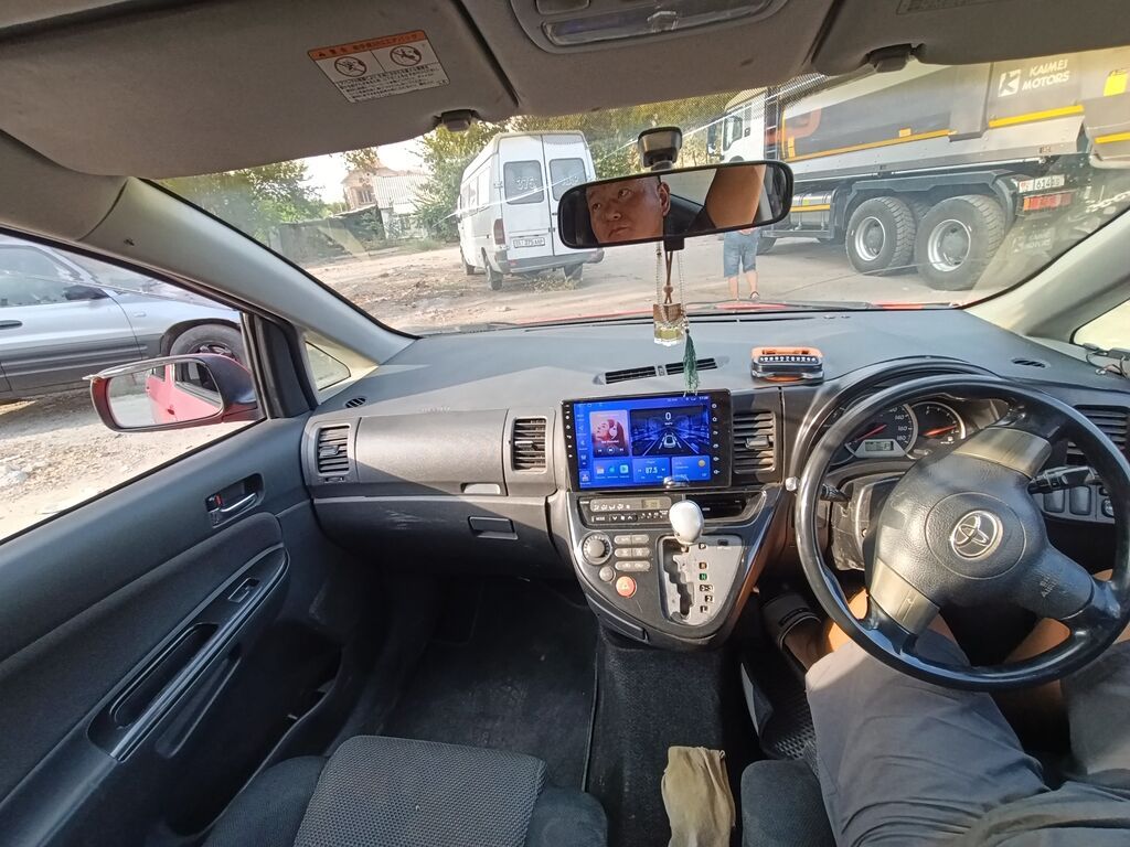 Toyota WISH: 2003 г., 1.8 л, Автомат, Бензин, Минивэн: фото 8